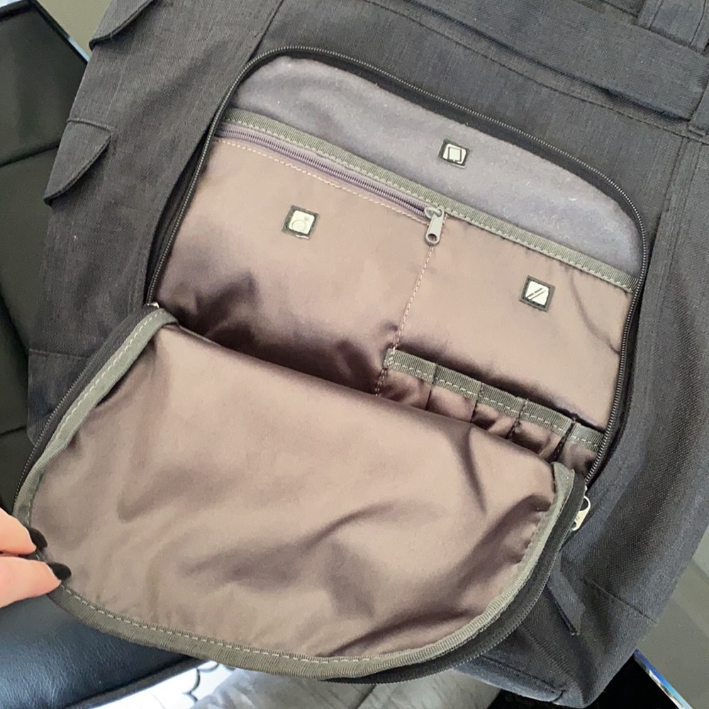 Ogio computer bag - Picture 3 of 8